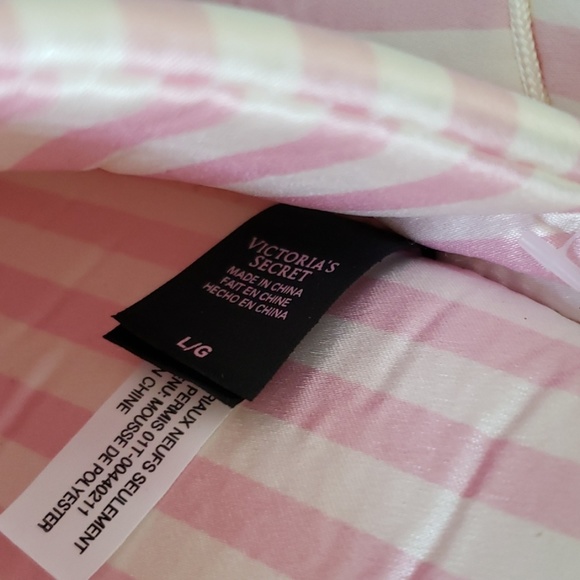 Victoria's Secret Slippers NWOT - Picture 4 of 6